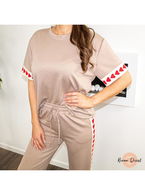 Easy álom puha szívecskés szabadidő szett - mokka