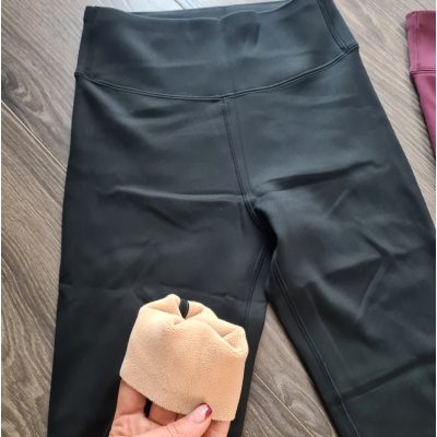 Bonita bundás bélelt alakformáló leggings - fekete