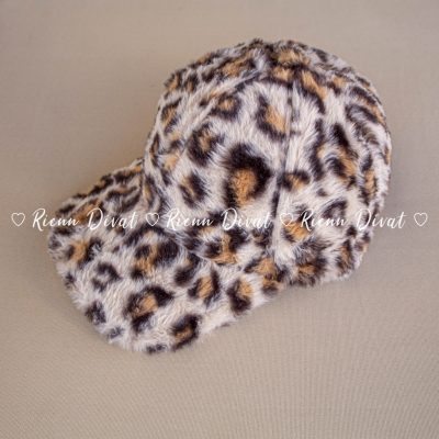 Cap pihe-puha szőrmés leopárd mintás sapka 
